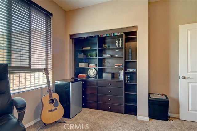 Detail Gallery Image 17 of 31 For 12001 Rock Creek Ct, Hawthorne,  CA 90250 - 4 Beds | 3 Baths