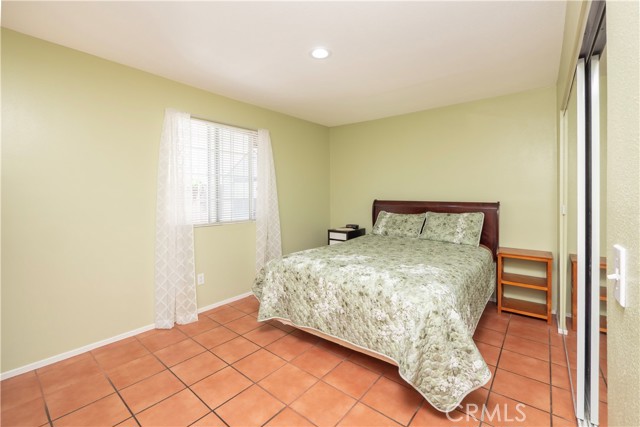 1203 E 33rd Street, Los Angeles CA: https://media.crmls.org/medias/80ae420c-db3b-4577-a3fd-dd9d56c3a4de.jpg