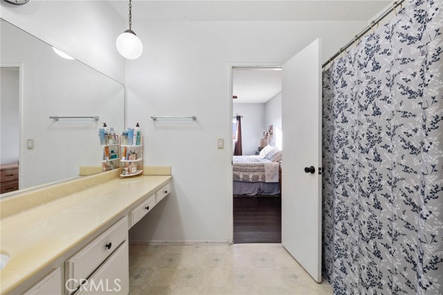 Detail Gallery Image 34 of 46 For 10030 Owensmouth Ave #80,  Chatsworth,  CA 91311 - 2 Beds | 2 Baths