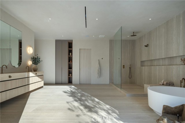 17177 Adlon Road, Encino CA: https://media.crmls.org/medias/80af2558-9815-4e0b-93aa-73518bfee112.jpg