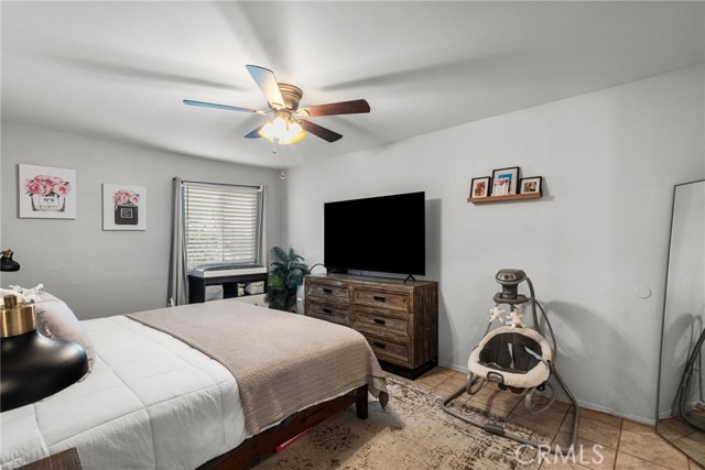 Detail Gallery Image 12 of 20 For 25031 Peachland Ave #165,  Newhall,  CA 91321 - 2 Beds | 2 Baths