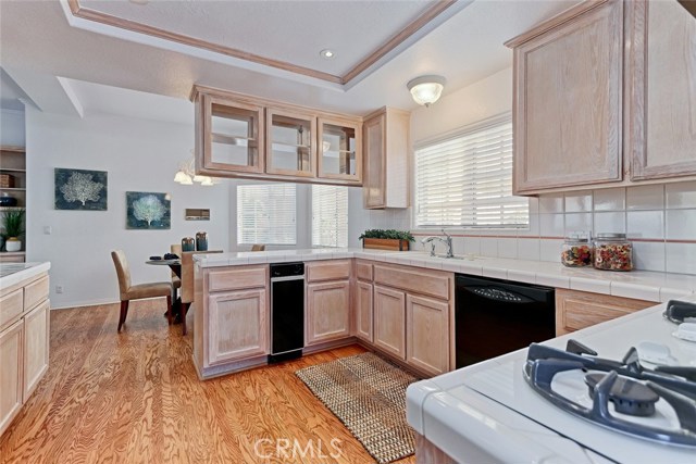 2403 Voorhees Avenue, Redondo Beach, California 90278, 4 Bedrooms Bedrooms, ,2 BathroomsBathrooms,Residential,Sold,Voorhees,SB17132847