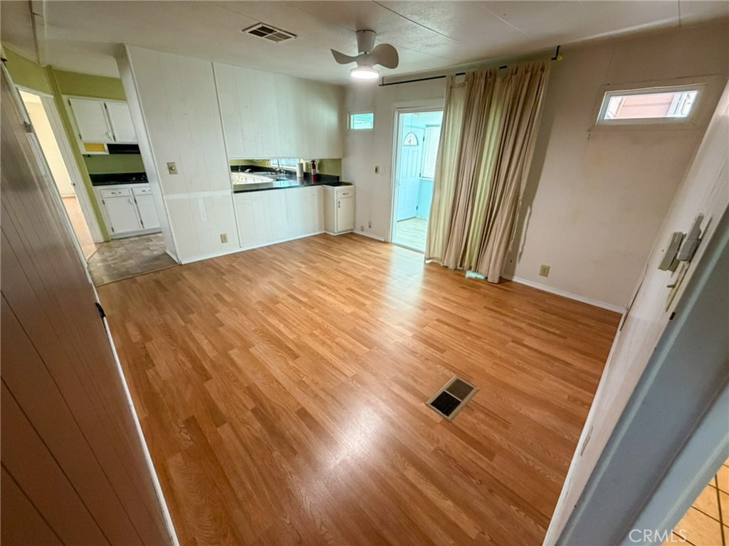 MLS #OC25264890 image #8