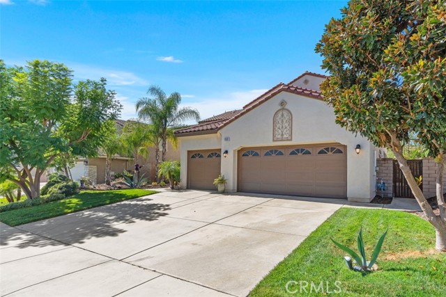 Detail Gallery Image 2 of 32 For 35691 Winkler St, Wildomar,  CA 92595 - 4 Beds | 2/1 Baths