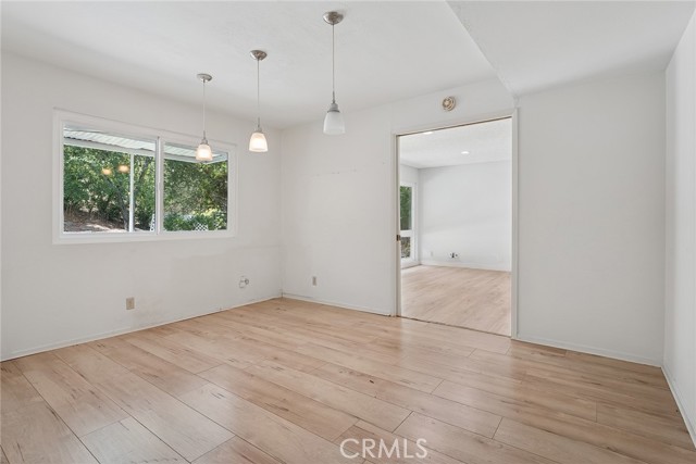 5789 Fairhaven Avenue, Woodland Hills CA: https://media.crmls.org/medias/80b0a959-9675-496b-9189-688bca9313d7.jpg