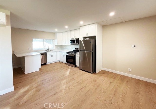 Detail Gallery Image 4 of 11 For 19936 Ranger, Huntington Beach,  CA 92646 - 0 Beds | 1 Baths