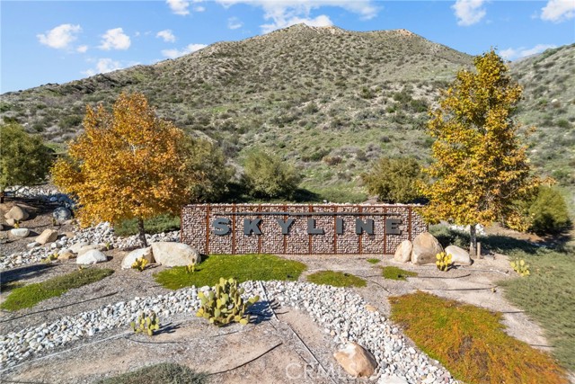 Detail Gallery Image 46 of 56 For 28332 Clarion, Canyon Country,  CA 91350 - 5 Beds | 4/1 Baths