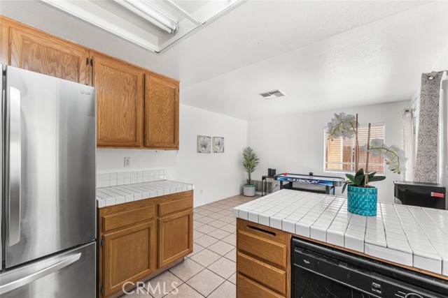 40201 La Cota Dr, Palmdale, CA 93550 photo 19