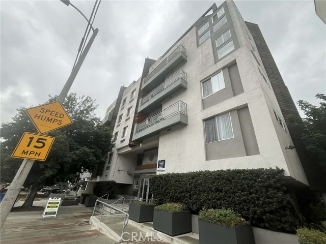 Detail Gallery Image 7 of 10 For 7230 Franklin Ave, Los Angeles,  CA 90046 - – Beds | – Baths