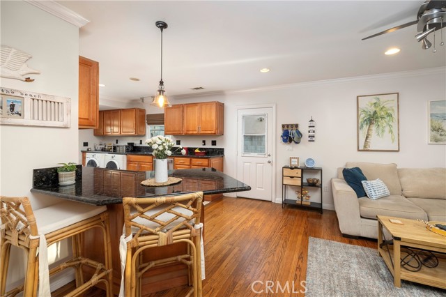 Detail Gallery Image 4 of 10 For 314 Saint Joseph, Long Beach,  CA 90814 - 2 Beds | 1 Baths