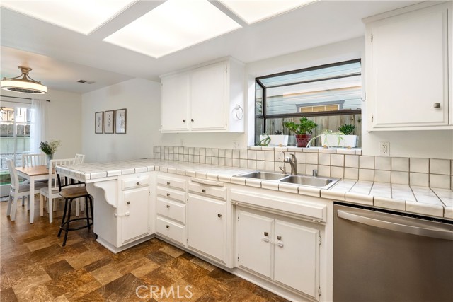 Detail Gallery Image 11 of 35 For 8375 Amapoa, Atascadero,  CA 93422 - 3 Beds | 2/1 Baths