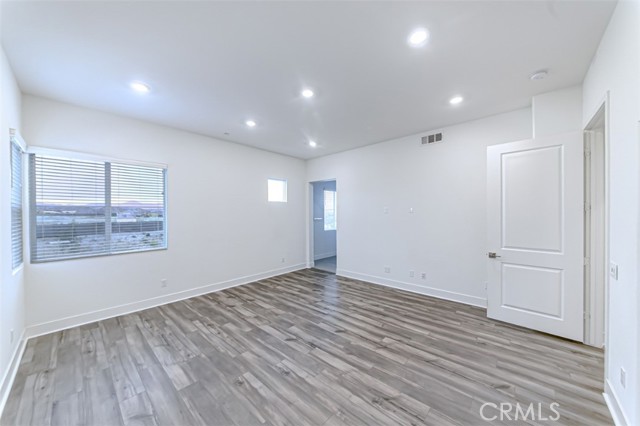 Detail Gallery Image 27 of 56 For 27503 Golden Currant, Valencia,  CA 91381 - 5 Beds | 4/1 Baths