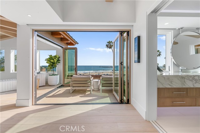 Detail Gallery Image 21 of 43 For 3130 Breakers Dr, Corona Del Mar,  CA 92625 - 3 Beds | 2/1 Baths