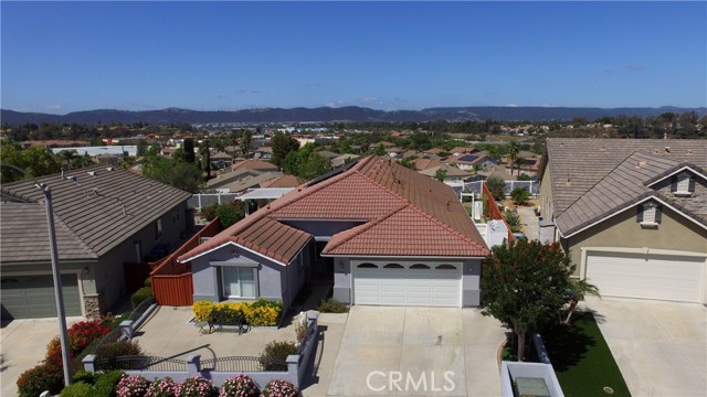 30101 Chateau Cuvaison, Murrieta CA: https://media.crmls.org/medias/80b4575e-9b09-4cac-a79f-7136a457a9c4.jpg