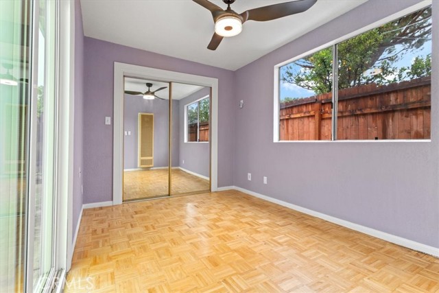 Detail Gallery Image 8 of 12 For 5847 Texhoma Ave, Encino,  CA 91316 - 3 Beds | 2 Baths