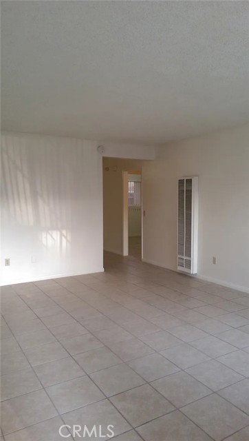 Detail Gallery Image 16 of 28 For 160 W Cascade, Rialto,  CA 92376 - – Beds | – Baths