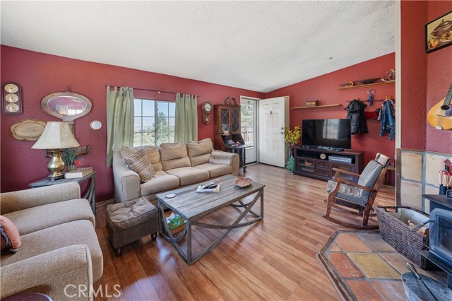 Detail Gallery Image 9 of 39 For 6135 Hubbard Rd, Acton,  CA 93510 - 2 Beds | 2 Baths