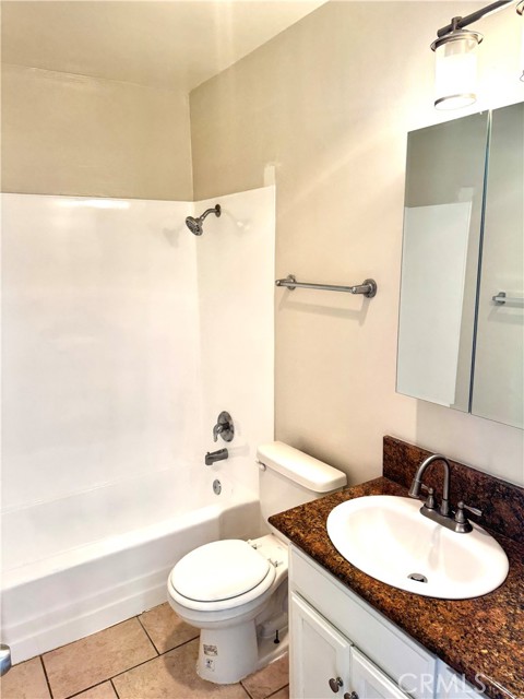 912 Gladys Avenue, Long Beach CA: https://media.crmls.org/medias/80b690dc-4f5a-47f8-bcba-9a7ab91f2e58.jpg