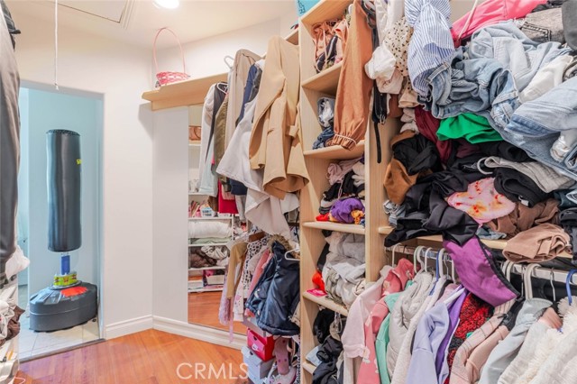 Detail Gallery Image 19 of 39 For 731 & 733 N. Alexander St, San Fernando,  CA 91340 - 5 Beds | 3 Baths