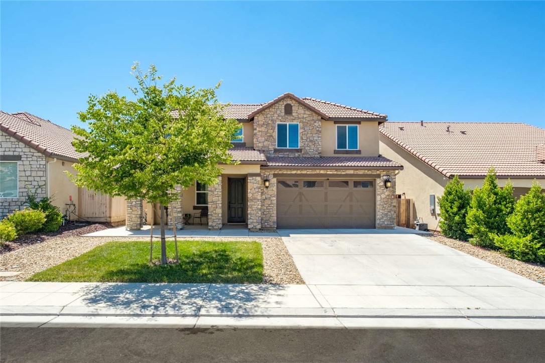 Detail Gallery Image 1 of 1 For 532 Alpine Way, Madera,  CA 93636 - 4 Beds | 2/1 Baths