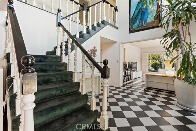 Detail Gallery Image 15 of 42 For 11944 Briarvale, Studio City,  CA 91604 - 5 Beds | 4 Baths