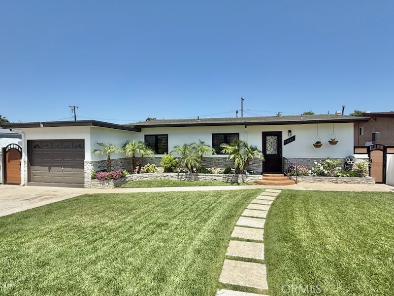 13302 Sandra Place