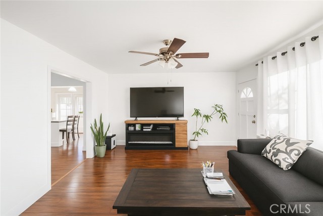 Detail Gallery Image 4 of 18 For 14632 Jefferson St, Midway City,  CA 92655 - 3 Beds | 2 Baths