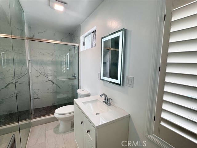 Detail Gallery Image 31 of 40 For 22841 Mariano St, Woodland Hills,  CA 91367 - 3 Beds | 3 Baths