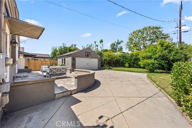 Detail Gallery Image 6 of 39 For 2205 Las Lunas St, Pasadena,  CA 91107 - 3 Beds | 2 Baths