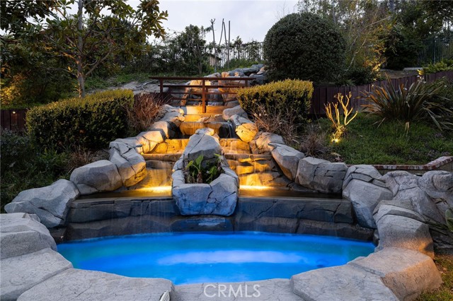 25611 Rangewood Road, Laguna Hills CA: https://media.crmls.org/medias/80b9a8a6-5aa3-4b13-bffa-1203a683a8b2.jpg