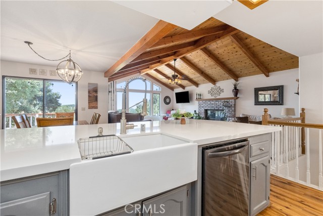 9555 Santa Cruz Road, Atascadero CA: https://media.crmls.org/medias/80ba7b66-e36a-4ff7-bd22-7ff22c955bcb.jpg