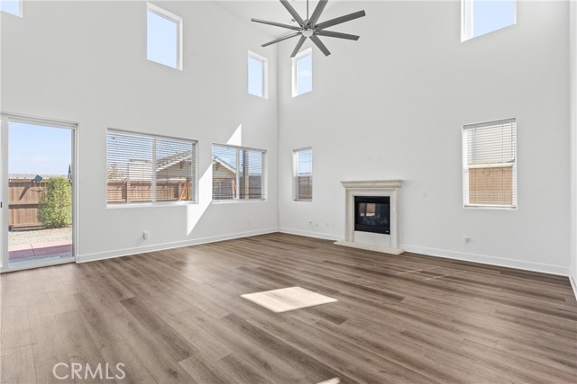 1505 Copperberry Way, Santa Maria CA: https://media.crmls.org/medias/80bbbb7a-9a64-4ff3-80d6-b05af55bb044.jpg