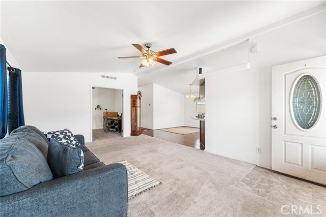 44725 E Florida Avenue, Hemet CA: https://media.crmls.org/medias/80bcea61-5caf-4cfe-8405-f0b79596aa6a.jpg
