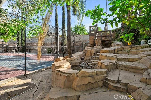 Detail Gallery Image 60 of 69 For 922 Armata Dr, Corona,  CA 92881 - 5 Beds | 4/1 Baths