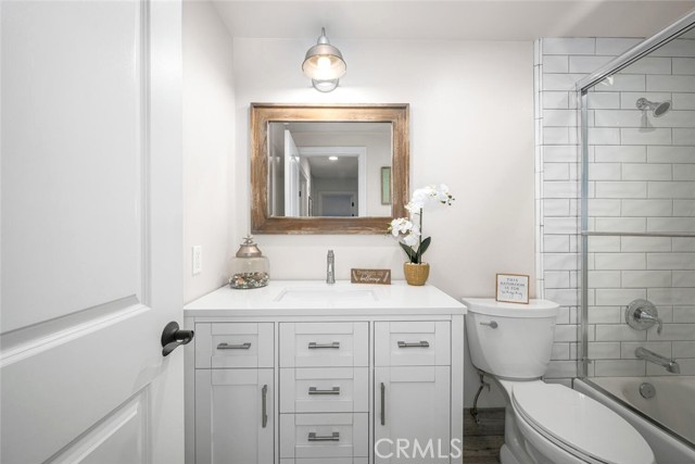 Image 44 of 75 For 11371 Harkers Court