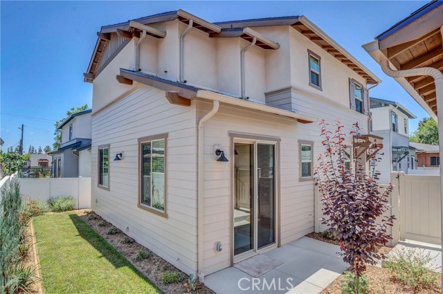 619 E Walnut, Monrovia CA: https://media.crmls.org/medias/80bda9c0-1713-416f-aea0-9bab834c28fb.jpg