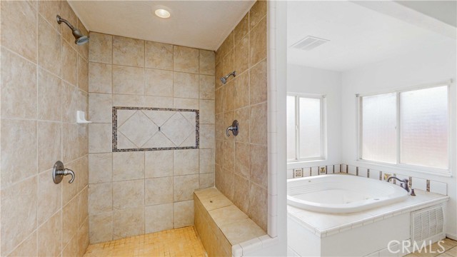 Detail Gallery Image 20 of 40 For 13361 Sequoia Rd, Victorville,  CA 92392 - 4 Beds | 2 Baths