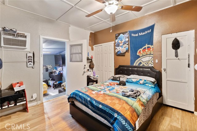 207 E 5th Street, Beaumont CA: https://media.crmls.org/medias/80be1fb8-089d-47a0-af54-a0536f8cd404.jpg