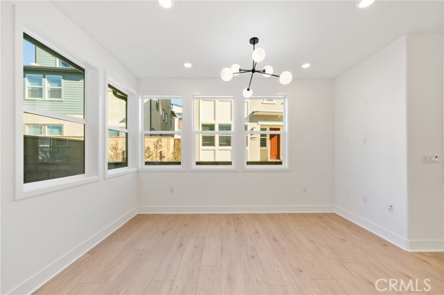 Detail Gallery Image 11 of 41 For 322 Proctor, Irvine,  CA 92618 - 4 Beds | 3/1 Baths