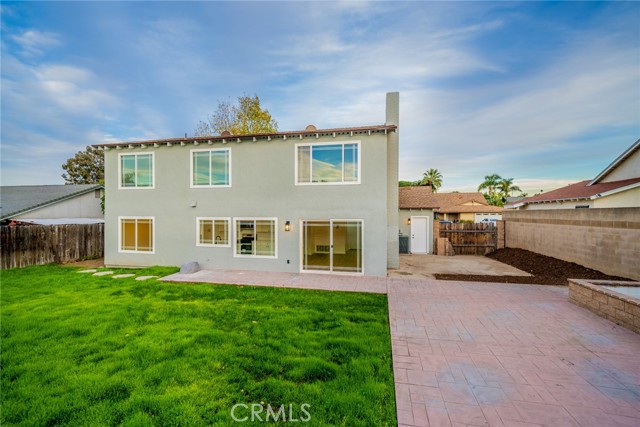 Detail Gallery Image 7 of 49 For 1544 Dahlia Cir, Corona,  CA 92882 - 4 Beds | 2/1 Baths