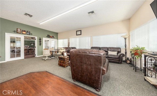 42751 E Florida Ave, Hemet CA: https://media.crmls.org/medias/80bfbfca-3866-4436-8b5a-a653e08e412b.jpg