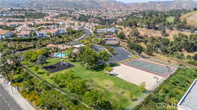Detail Gallery Image 46 of 49 For 11787 Oakhurst Way, Porter Ranch,  CA 91326 - 5 Beds | 3 Baths