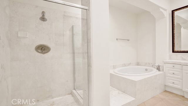 9 Altino, Newport Coast CA: https://media.crmls.org/medias/80c08949-56a2-4b9c-bd00-91fb53799d8f.jpg