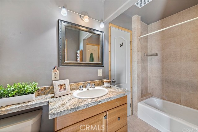 10950 Fox Springs Road, Murrieta CA: https://media.crmls.org/medias/80c0f98f-3f62-4761-806e-2e6dfef0d7d0.jpg
