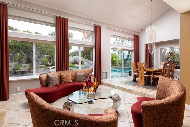 25611 Rangewood Road, Laguna Hills CA: https://media.crmls.org/medias/80c138b0-400c-4e97-88ac-902735ed323f.jpg