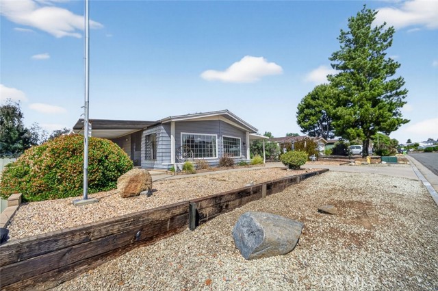 Detail Gallery Image 2 of 20 For 33985 Harvest Way, Wildomar,  CA 92595 - 3 Beds | 3 Baths