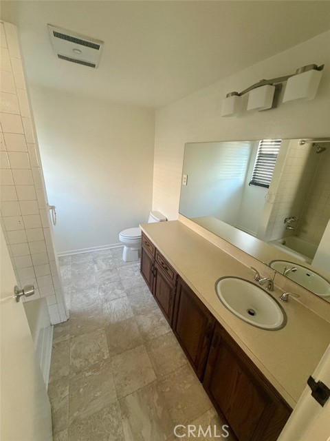 Detail Gallery Image 11 of 12 For 605 Redondo Avenue #206,  Long Beach,  CA 90814 - 1 Beds | 1/1 Baths