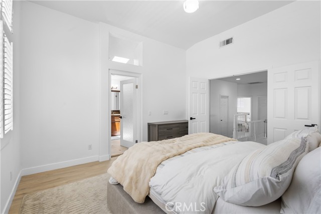 2517 Renata Court, Thousand Oaks CA: https://media.crmls.org/medias/80c2982b-cf4f-4265-8a03-f9499fb24f70.jpg