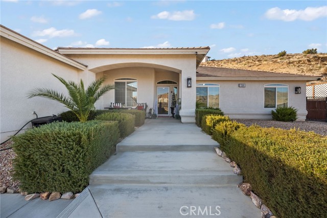Detail Gallery Image 3 of 17 For 7590 Arrowhead Lake Rd, Hesperia,  CA 92345 - 4 Beds | 2 Baths