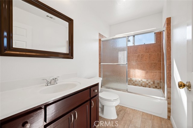 Detail Gallery Image 12 of 14 For 1021 Coronado Terrace, Los Angeles,  CA 90026 - 2 Beds | 1/1 Baths